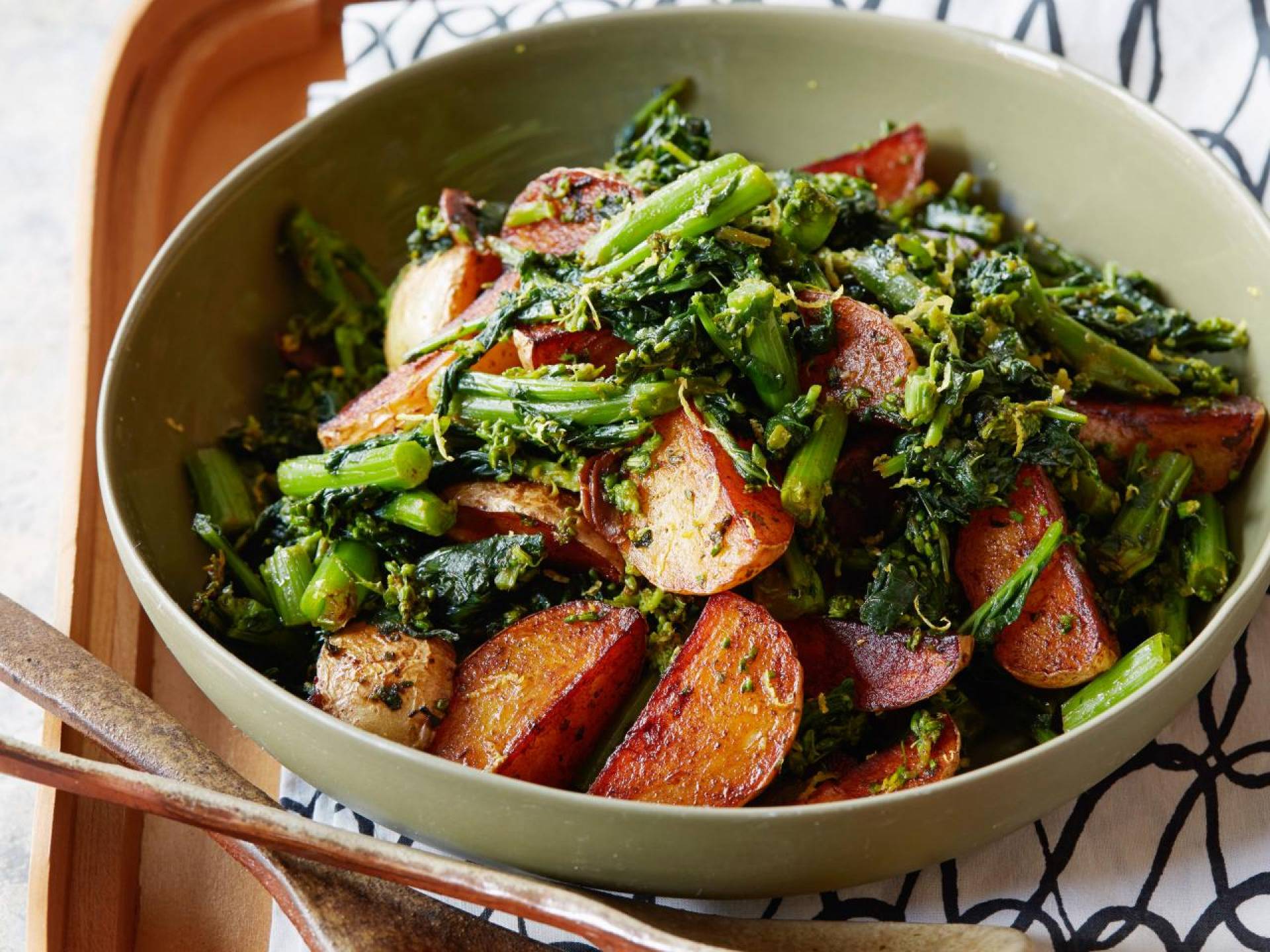 Chicken Sausage & Broccoli Rabe (Dairy-Free)